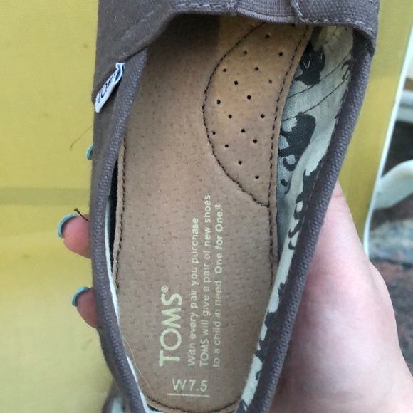 Grey Toms - Picture 4 of 4